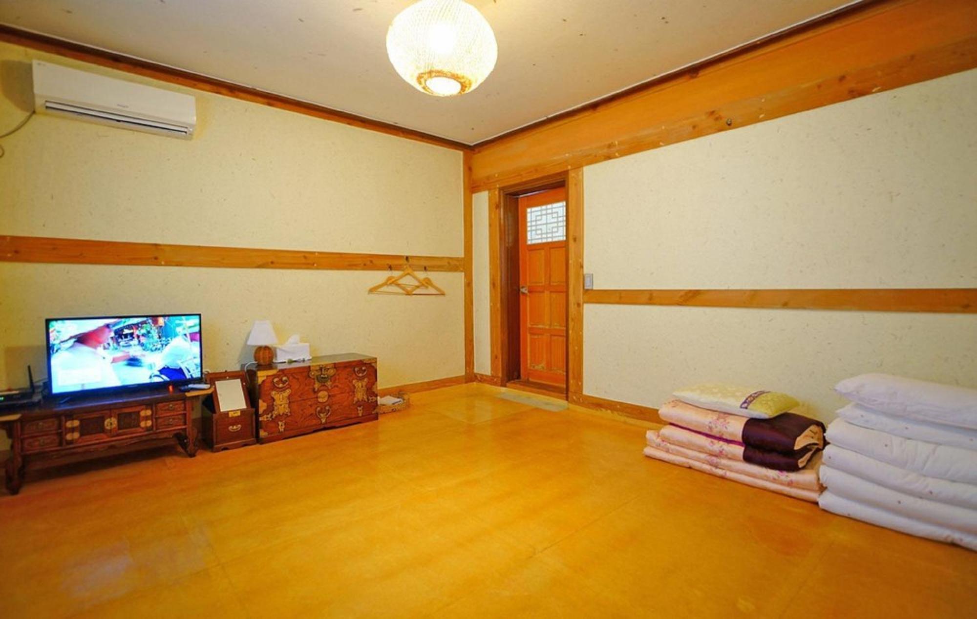 Hanok Gotaek Goeul Jeonju Exterior foto